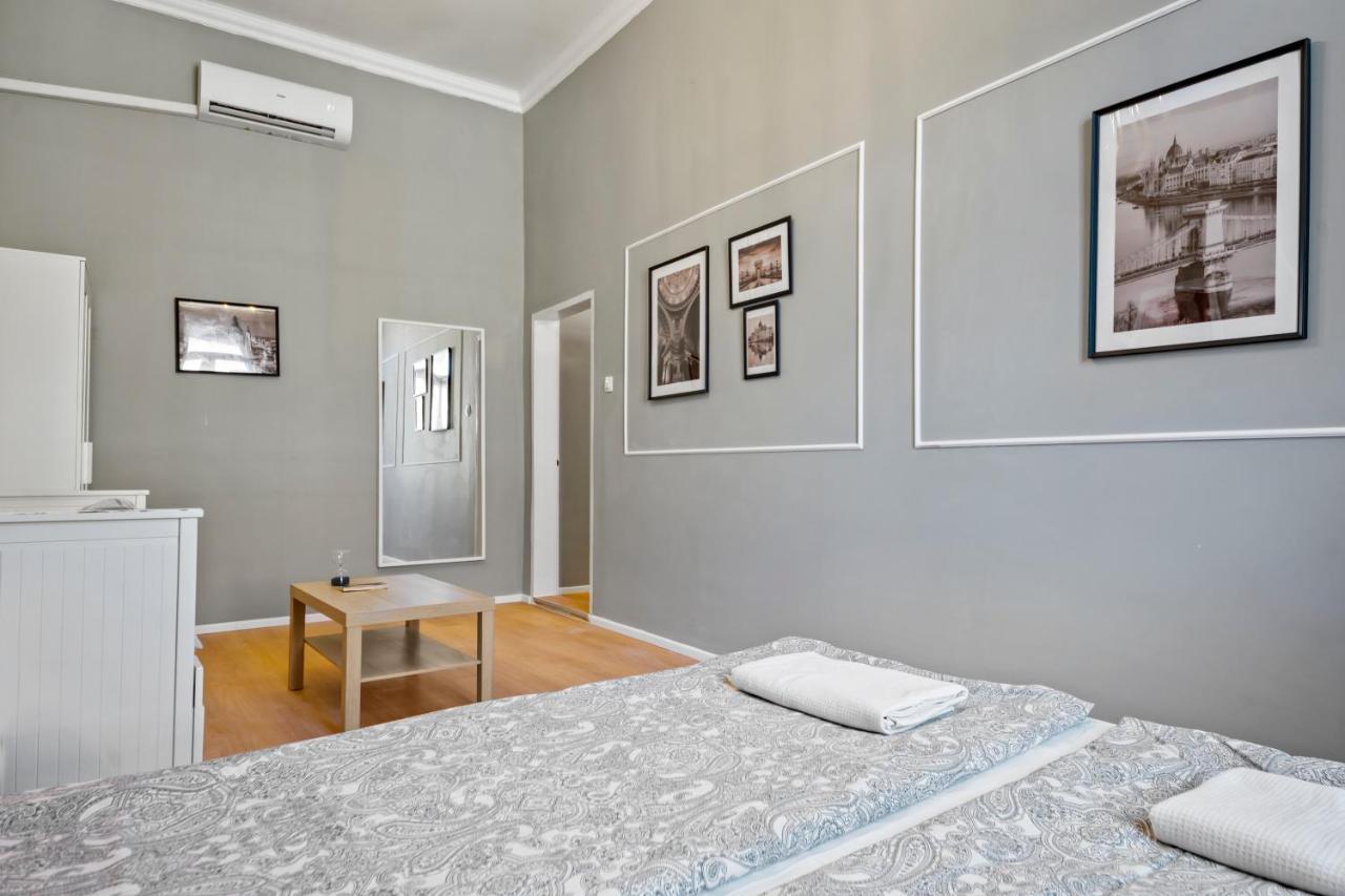 Venus Apartments - Akacfa I Boedapest Buitenkant foto
